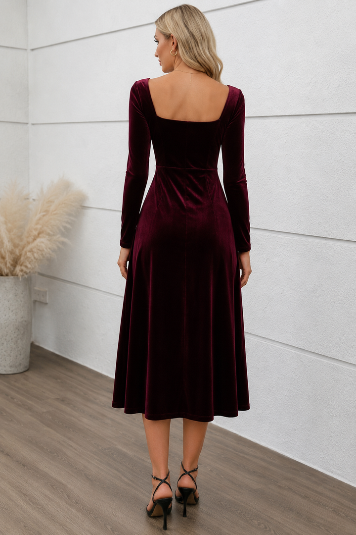 Sweetheart Neck Long Sleeve Midi Dress